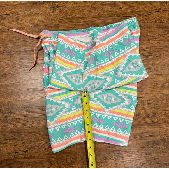 Chubbies Green Geometric Aztec Tribal Lined Swim Trunks Shorts 7" Inseam Men's L - Picture 6 of 6